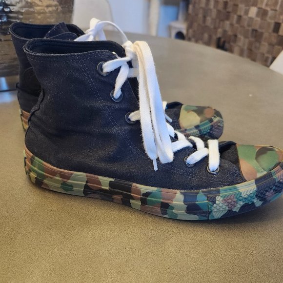 Converse Chuck Taylor All Star Black/Camo sneaker - Size 8 - Picture 5 of 9